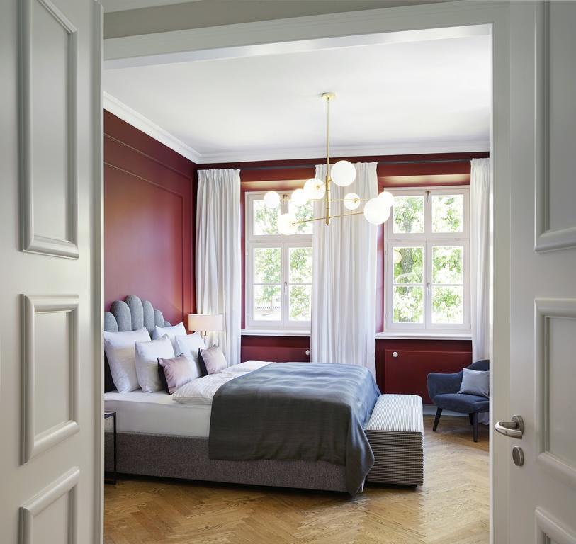Das Тегернзее Экстерьер фото A room at the Hotel Axelmannstein